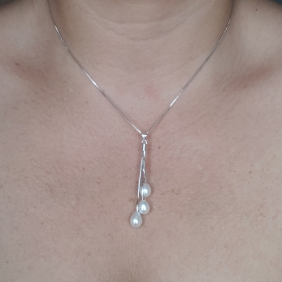 Sterling Three Pearl Necklace - Picture 3 of 8